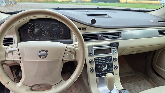 Volvo S80 19 of 26