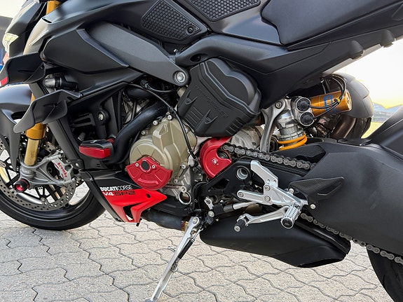 Ducati Streetfighter V4 SP2 7 of 12