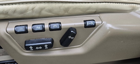 Volvo XC90 17 of 29