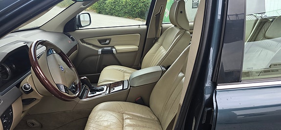Volvo XC90 9 of 29