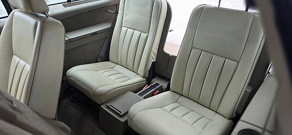 Volvo XC90 12 of 29