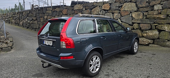 Volvo XC90 6 of 29