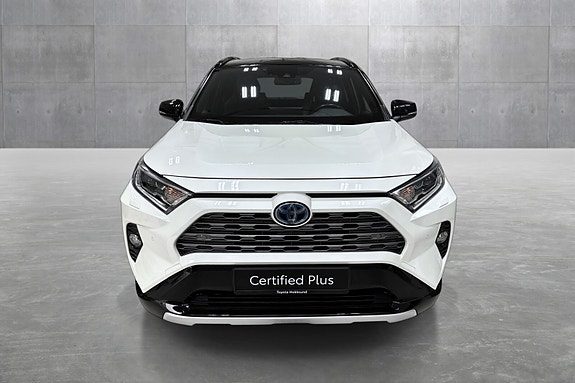Toyota RAV4 7 of 24