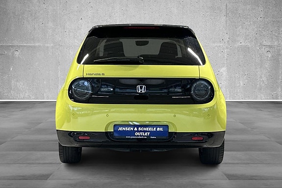 Honda e 7 of 30