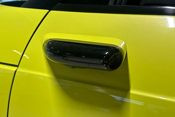Honda e 10 of 30