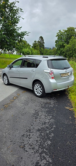 Toyota Verso 10 of 30
