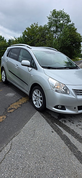 Toyota Verso 13 of 30