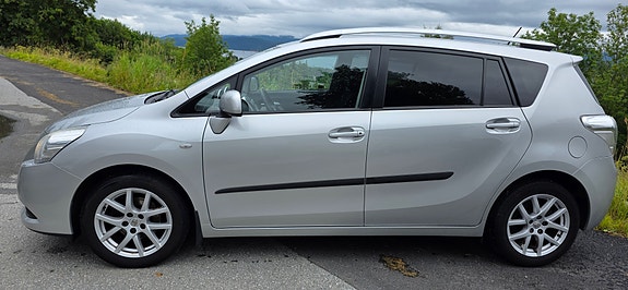 Toyota Verso 6 of 30