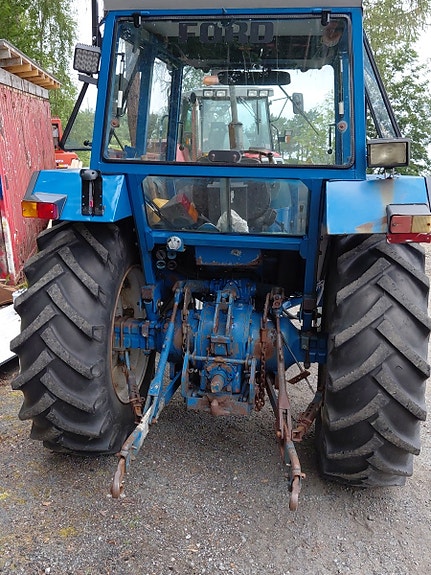 Ford 4610 5 of 5