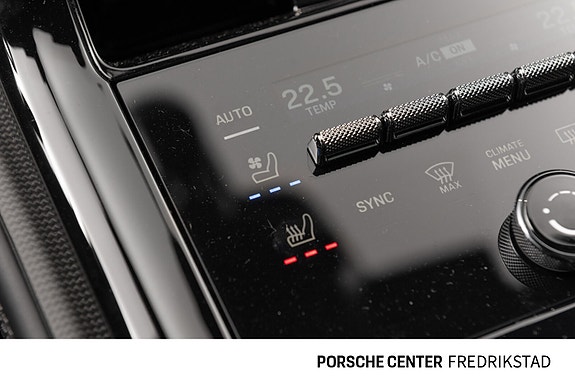 Porsche Panamera 29 of 30