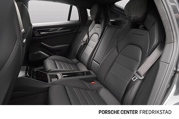 Porsche Panamera 25 of 30