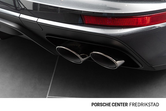 Porsche Panamera 14 of 30