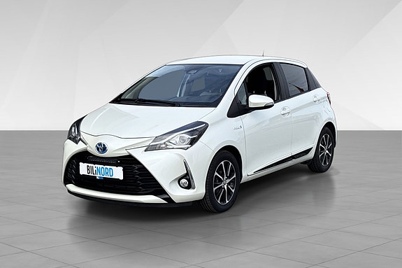 Toyota Yaris 4 of 21