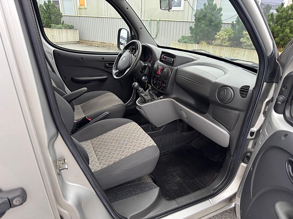Fiat Doblo 14 of 14