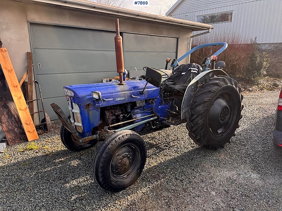 Ford Ford Super Dexta m/ veltebøyle 4 of 5