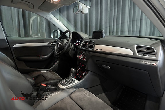 Audi Q3 21 of 30