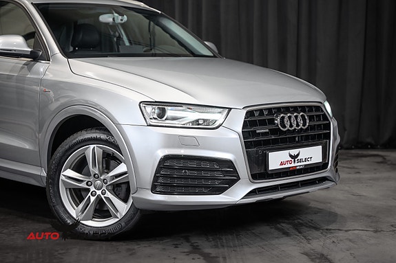 Audi Q3 2 of 30