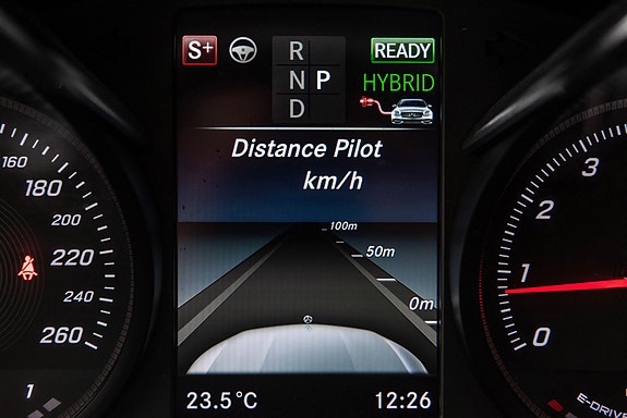 Mercedes-Benz GLC350 e 20 of 30