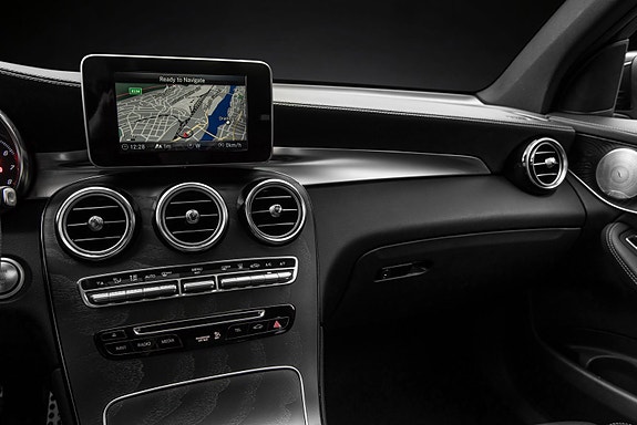 Mercedes-Benz GLC350 e 24 of 30