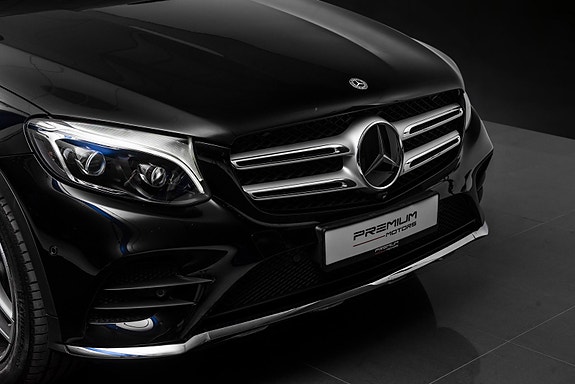 Mercedes-Benz GLC350 e 3 of 30
