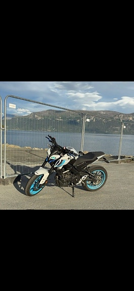 Yamaha MT-125 4 of 11