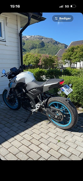 Yamaha MT-125 5 of 11