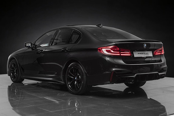 BMW 5-Serie 7 of 30