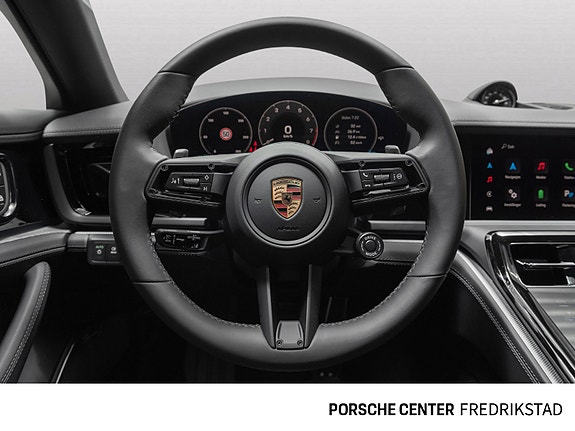Porsche Panamera 16 of 30