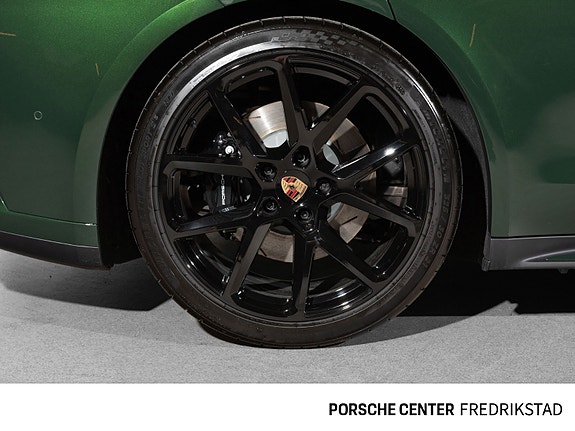 Porsche Panamera 13 of 30