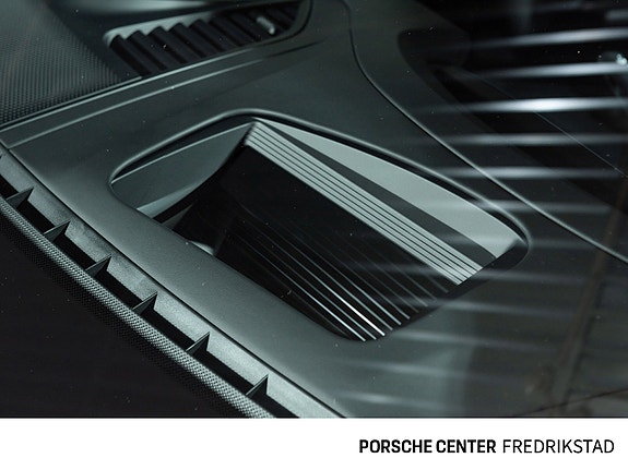 Porsche Panamera 25 of 30