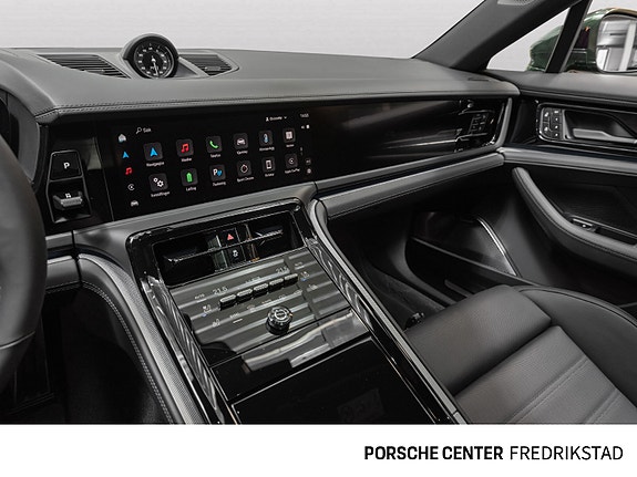Porsche Panamera 27 of 30