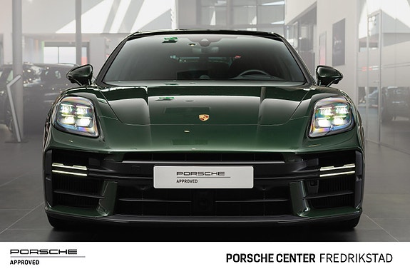 Porsche Panamera 4 of 5
