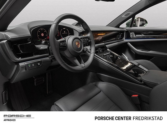 Porsche Panamera 10 of 30