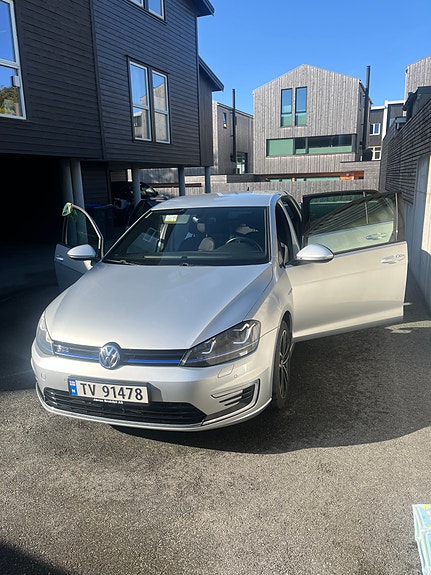 Volkswagen Golf VII 3 of 28