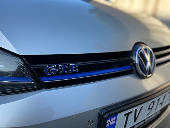 Volkswagen Golf VII 28 of 28