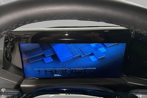 Ford Transit Custom 10 of 24