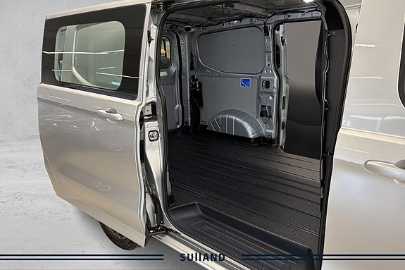 Ford Transit Custom 19 of 24