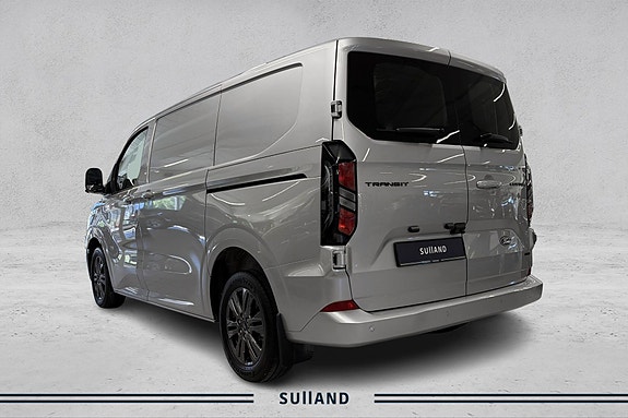 Ford Transit Custom 3 of 24
