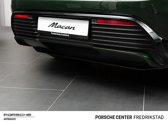 Porsche Macan 19 of 30