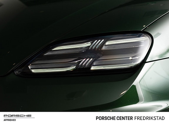 Porsche Macan 14 of 30
