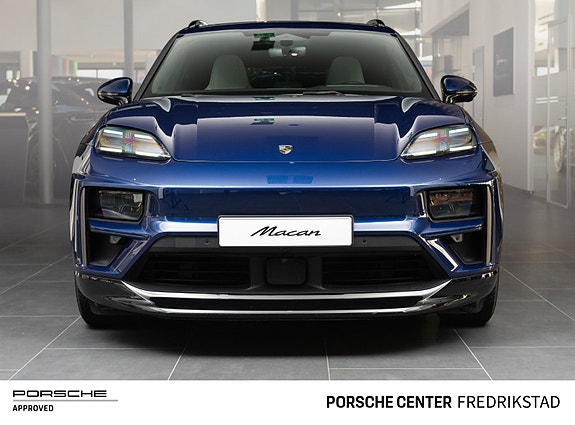 Porsche Macan 11 of 30