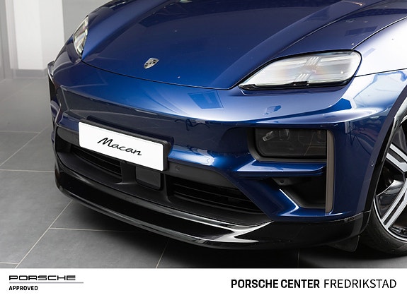 Porsche Macan 8 of 30