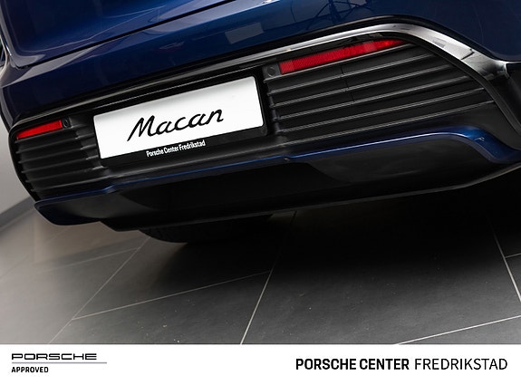 Porsche Macan 14 of 30