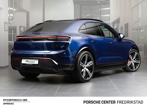 Porsche Macan 3 of 5