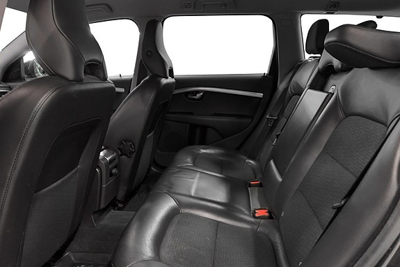 Volvo V70 9 of 13