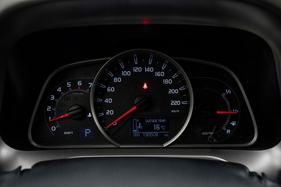 Toyota RAV4 9 of 27