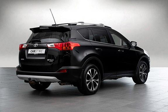 Toyota RAV4 7 of 27