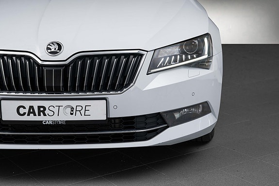 Skoda Superb 5 of 5