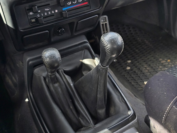 Nissan NP300 11 of 30
