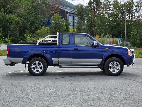 Nissan NP300 21 of 30